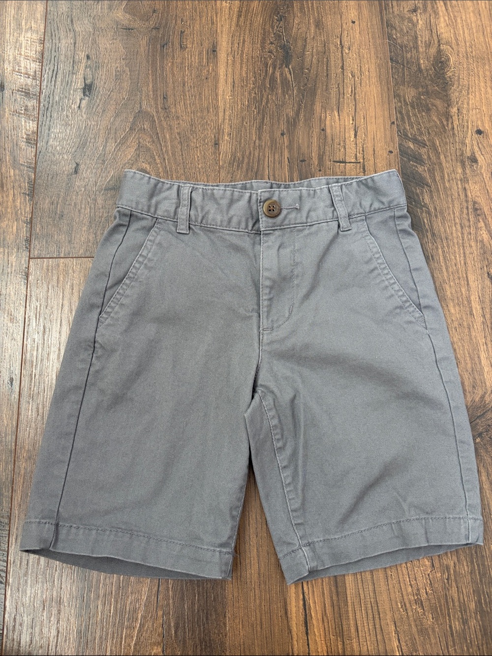 NWOT Old Navy Gray Boys’ Chino Shorts